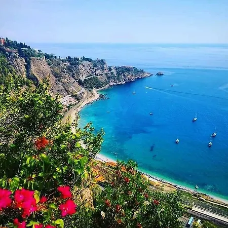 Blue Sky House 3* Taormina
