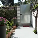 ブルー スカイ ハウス タオルミーナ